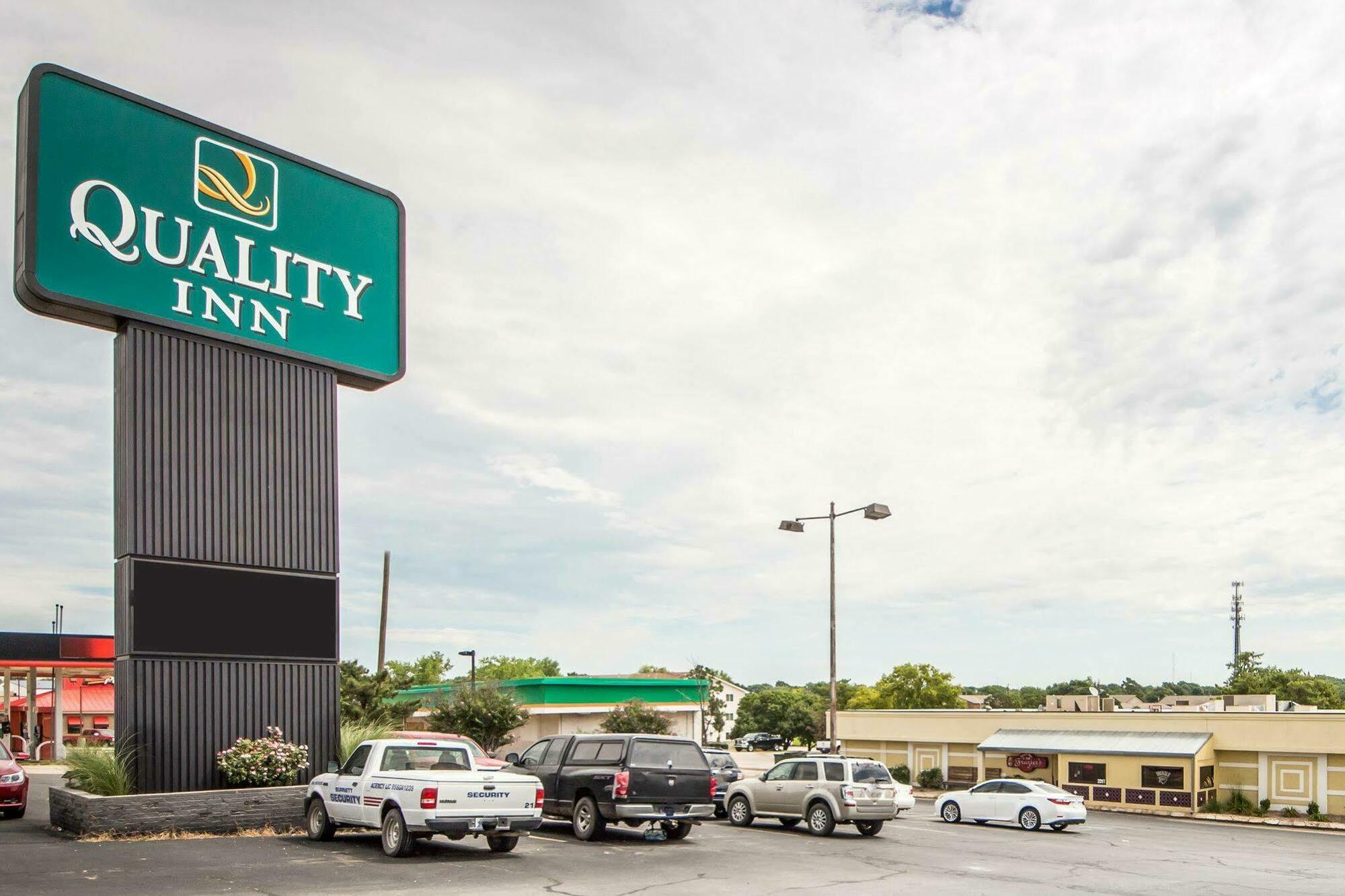 Quality Inn Ponca City Route 77 Εξωτερικό φωτογραφία